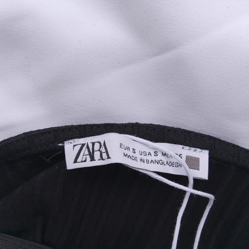 Zara black Basic crop-top tank. Black women’s size small. New with tags - Picture 4 of 4